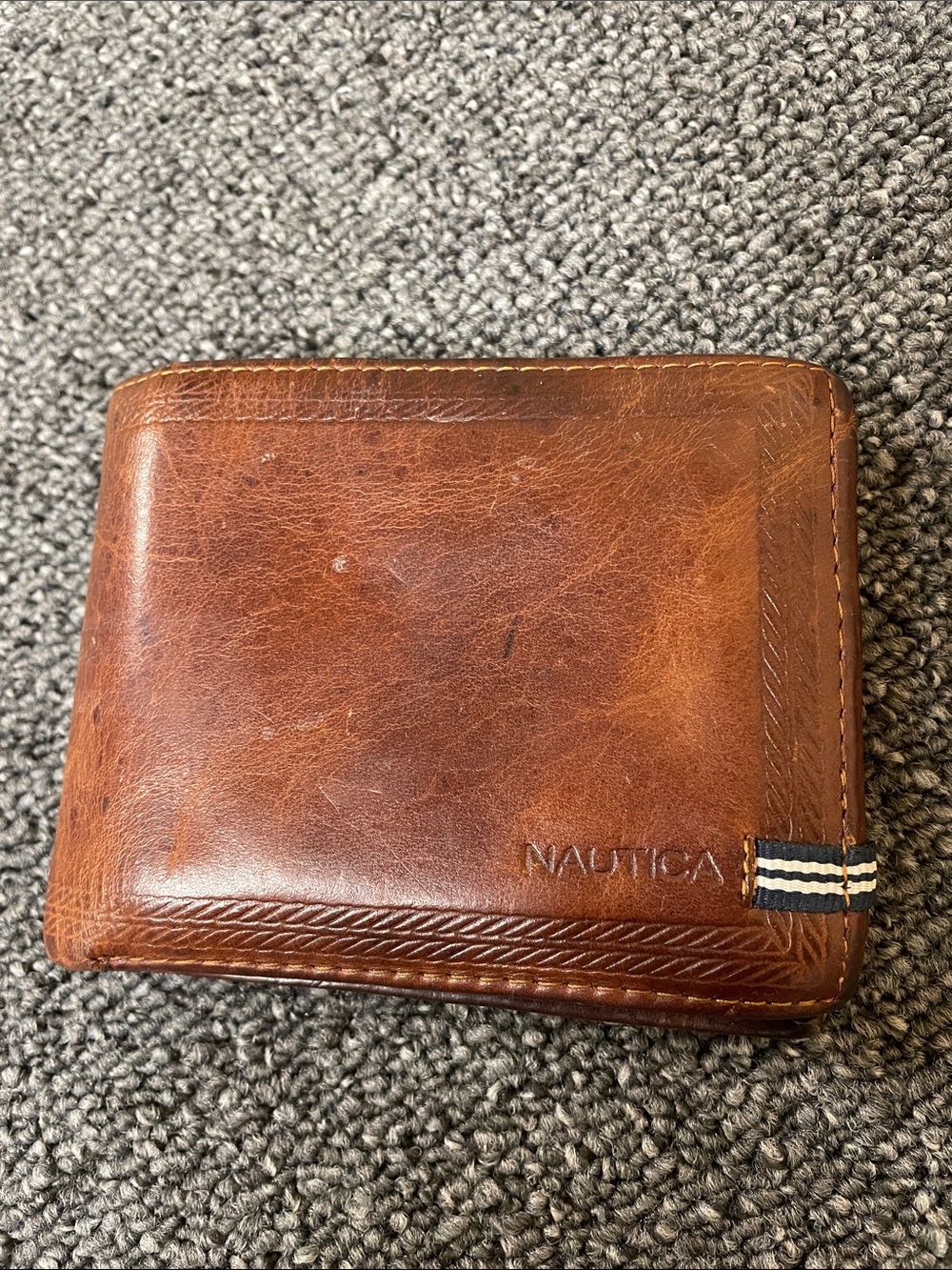 Vintage Nautica Genuine Leather Men’s Wallet. Made in India. Brown. GUC